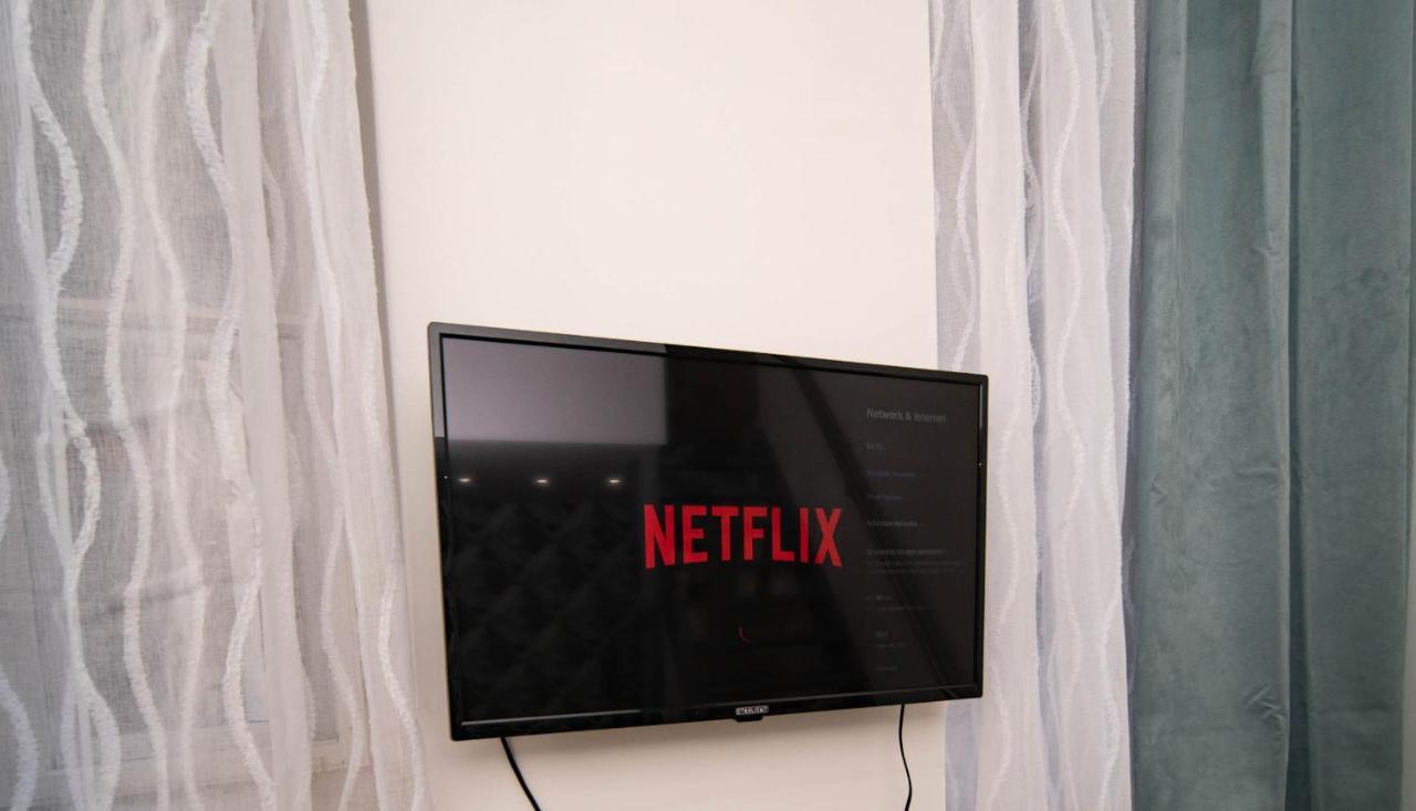Free Parking! Linden Apartment, Ac, Smart Tv, Wifi Budapest Exterior foto