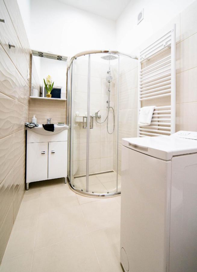 Free Parking! Linden Apartment, Ac, Smart Tv, Wifi Budapest Exterior foto