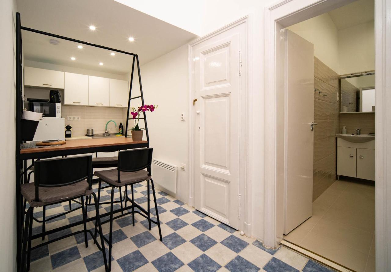 Free Parking! Linden Apartment, Ac, Smart Tv, Wifi Budapest Exterior foto